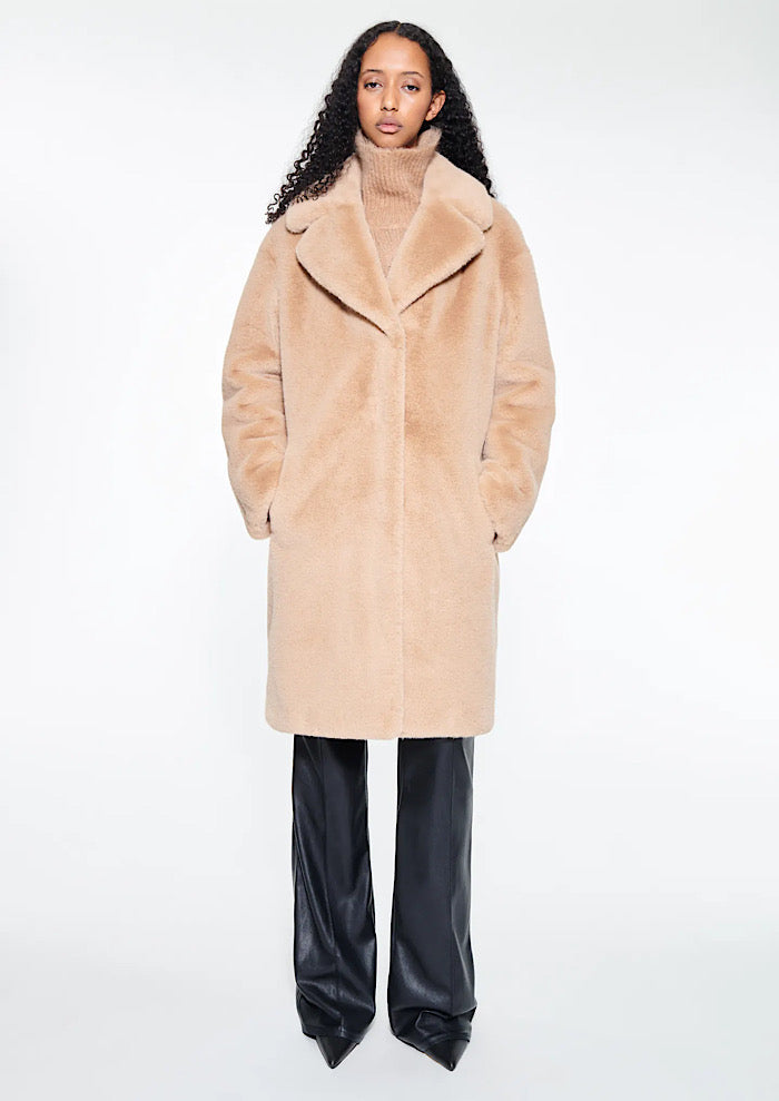 STAND STUDIO Camille Cocoon Coat